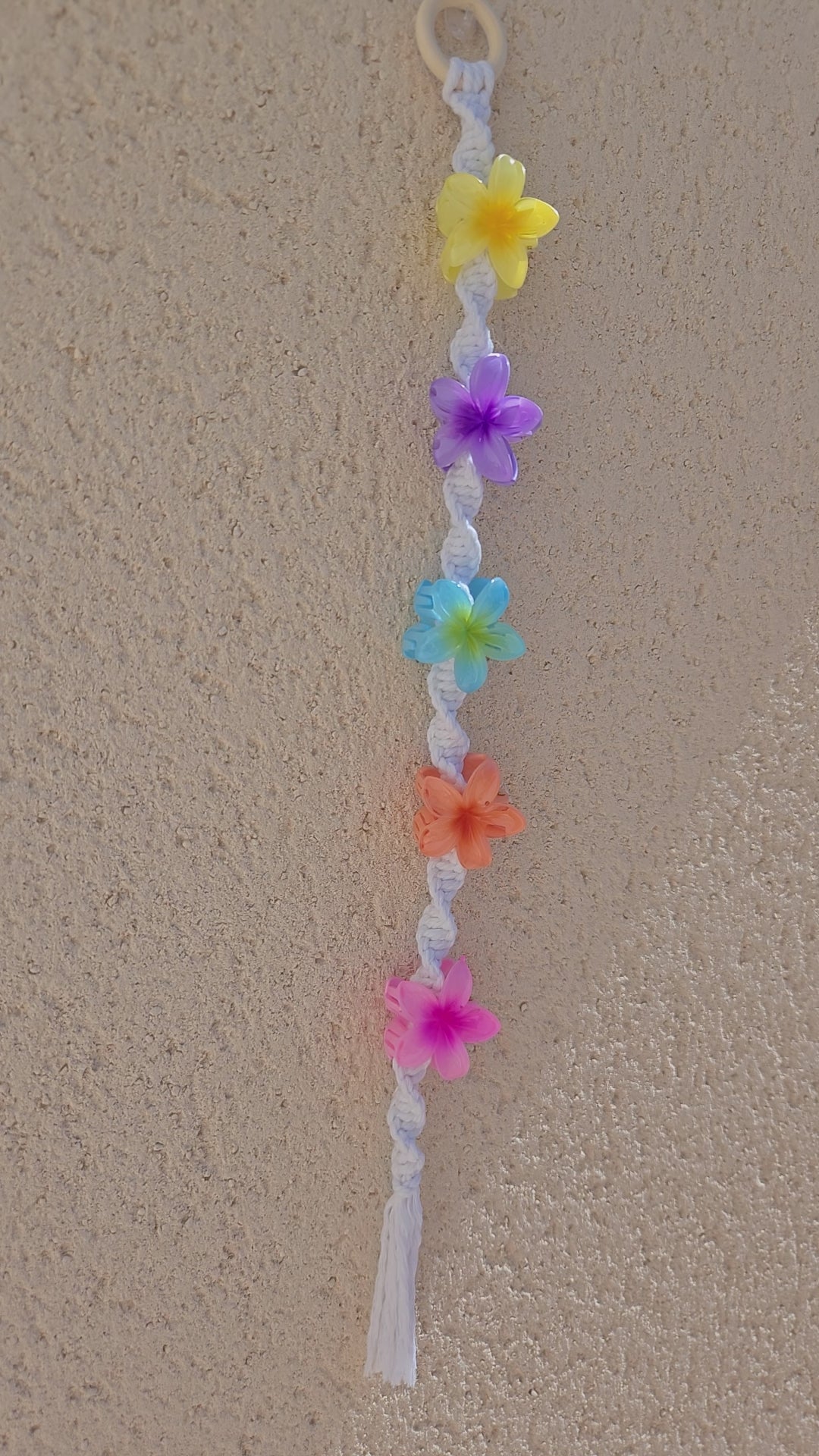 Suspension macramé et pinces fleurs